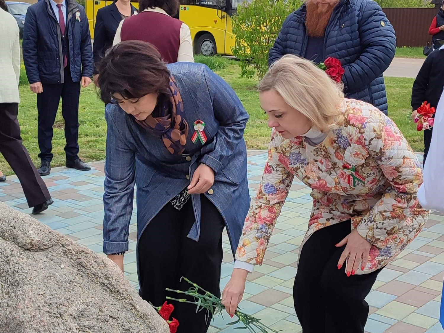 В преддверии 80-летия Великой Победы предприятием «МАШПИЩЕПРОД» реализован проект по созданию и установке информационного стенда, в котором размещены сведения о концентрационном лагере детей-доноров в деревне Скобровка Пуховичского района.